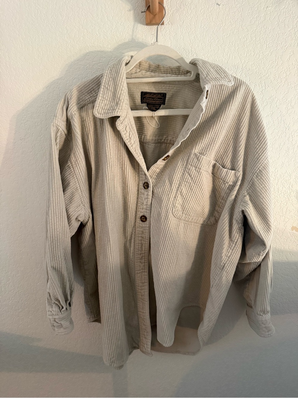 Eddie Bauer Women's Cream Corduroy Shirt Jacket
